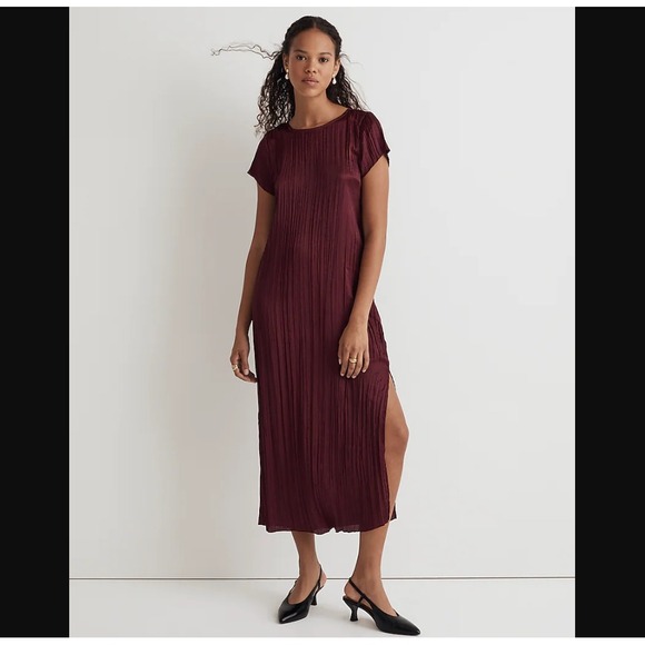 Madewell Dresses & Skirts - Madewell NEW NWT Womens Small Red Short Sleeve Slip Midi Dress Crinkle